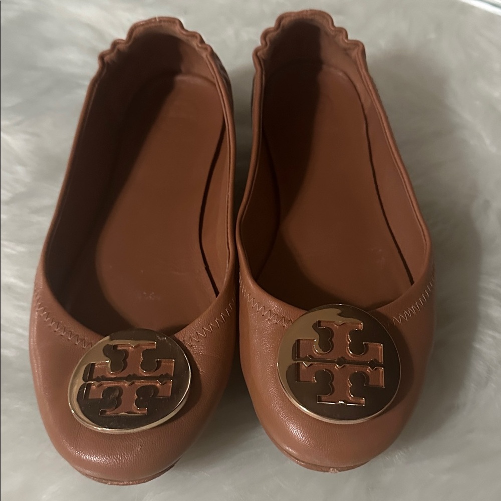 Tory Burch Brown Leather Minnie Travel Ballet Flats with Gold Logo